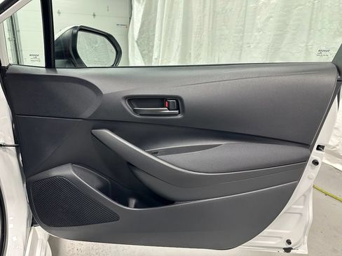 Used 2026 Toyota Corolla LE FWD image 54
