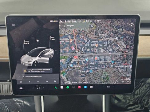 Used 2018 Tesla Model 3 Long Range image 25