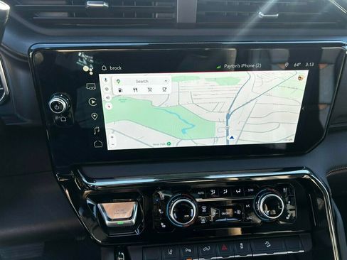 Used 2024 GMC Sierra 2500 AT4 image 28