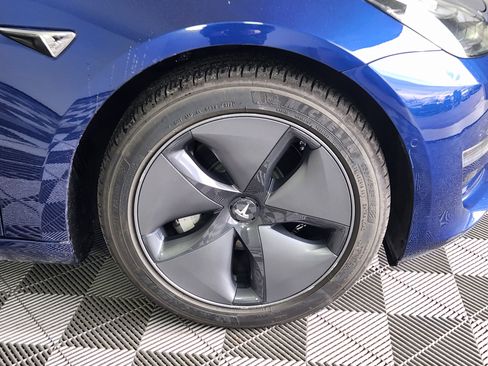 Used 2020 Tesla Model 3 Long Range image 9