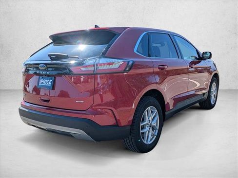 Used 2024 Ford Edge SEL image 5
