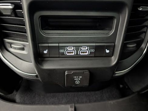 Used 2025 RAM 1500 Laramie w/ Sport Appearance Package AWD/4WD image 12