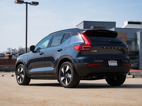 New 2026 Volvo EX40 Plus w/ Climate Package image 5