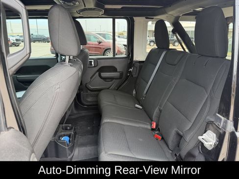 Used 2022 Jeep Wrangler Unlimited Sport w/ Sun And Sound Package AWD/4WD image 32