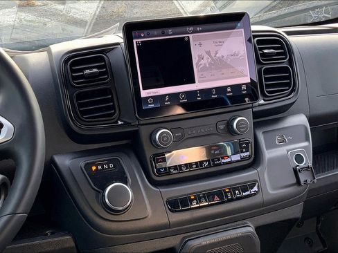 New 2024 RAM ProMaster 3500 w/ Delivery Van Package image 7