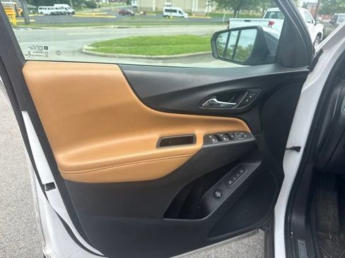Used 2019 Chevrolet Equinox Premier FWD image 14