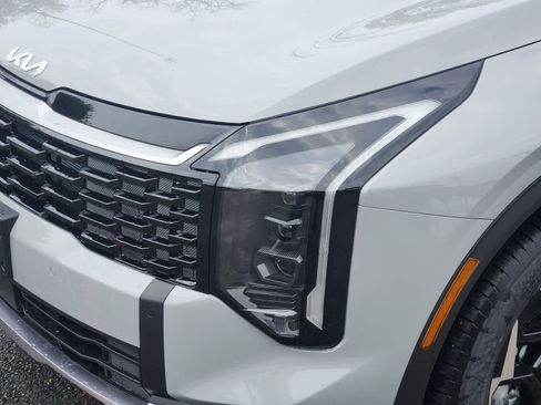 New 2026 Kia Sportage EX AWD/4WD image 7