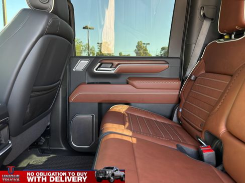 Used 2026 GMC Sierra 2500 Denali Ultimate AWD/4WD image 25
