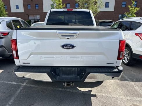 Used 2019 Ford F150 Lariat w/ Equipment Group 502A Luxury AWD/4WD image 4