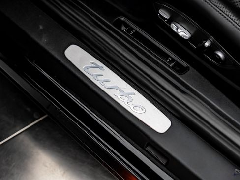 Used 2015 Porsche 911 Turbo image 45