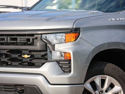 Used 2026 Chevrolet Silverado 1500 Custom AWD/4WD image 7