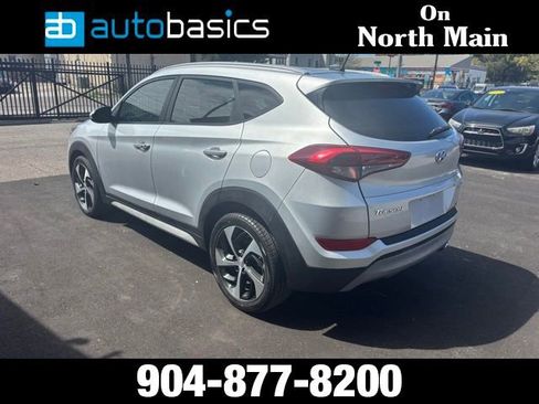 Used 2017 Hyundai Tucson Sport w/ Cargo Package FWD image 4