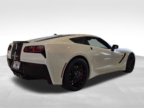 Used 2019 Chevrolet Corvette Stingray Coupe w/ Carbon Flash Badge Package RWD image 6