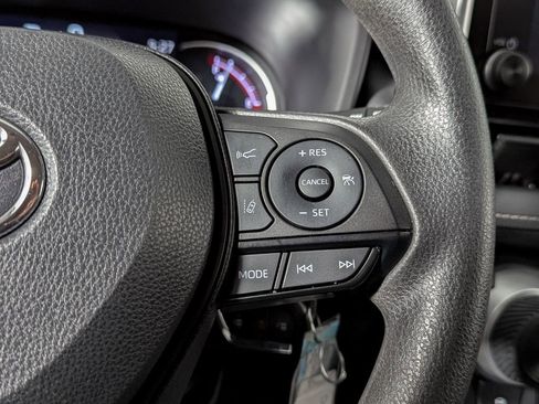 Certified 2024 Toyota RAV4 LE image 34