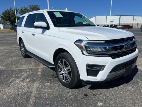 Used 2022 Ford Expedition Limited RWD image 3