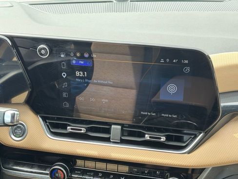 Used 2025 Chevrolet Equinox ACTIV w/ Safety and Technology Package image 43