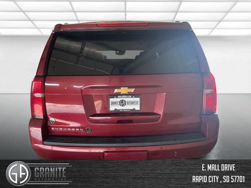 Used 2020 Chevrolet Suburban LT AWD/4WD image 5