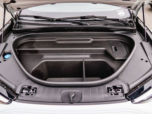 Certified 2025 Audi Q6 e-tron Premium Plus w/ Premium Plus image 32