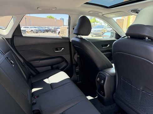 Used 2025 Hyundai Kona Limited FWD image 38