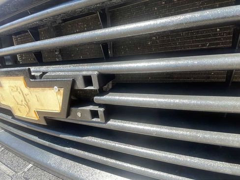 Used 2017 Chevrolet Express 4500 RWD image 10