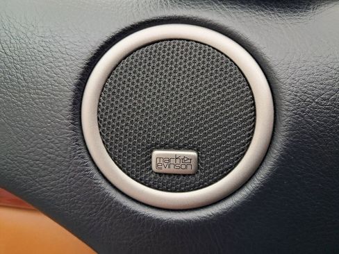 Used 2004 Lexus SC 430 Convertible image 17