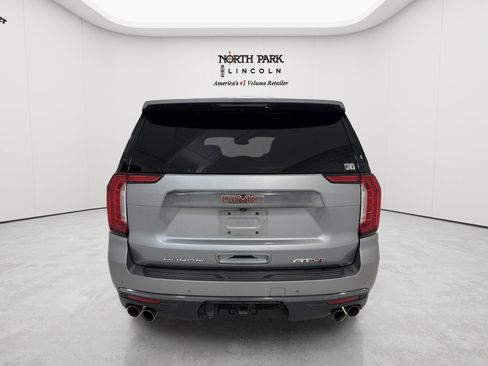 Used 2023 GMC Yukon XL AT4 w/ AT4 Premium Package AWD/4WD image 4