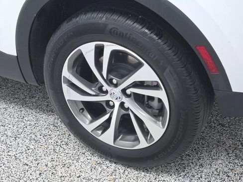 Used 2023 Buick Envision Essence image 17