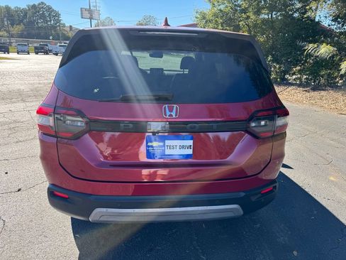 Used 2025 Honda Pilot EX-L image 4