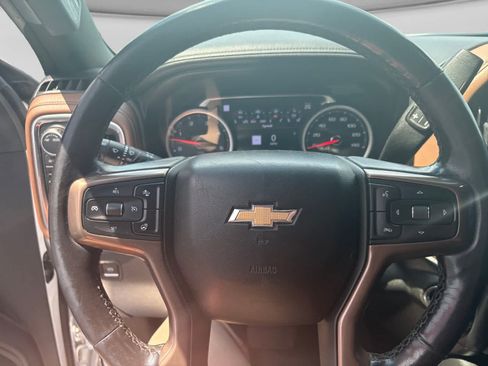 Used 2020 Chevrolet Silverado 2500 High Country w/ Z71 Off-Road Package AWD/4WD image 11