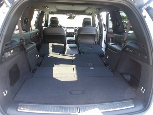 New 2025 Jeep Grand Cherokee L Summit w/ Luxury Tech Group V image 10