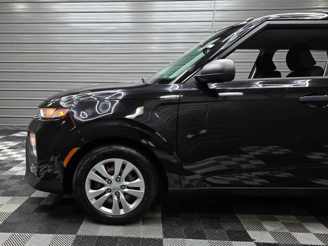 Used 2020 Kia Soul LX FWD image 34