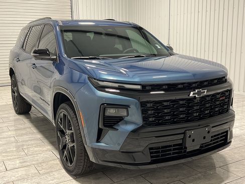 New 2026 Chevrolet Traverse RS image 7