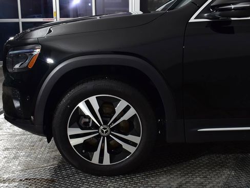 Certified 2025 Mercedes-Benz GLB 250 4MATIC image 9