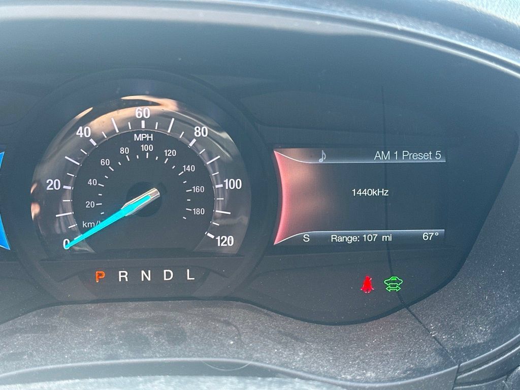 Used 2018 Ford Fusion SE w/ Equipment Group 601A FWD image 27