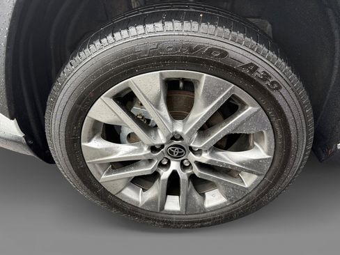 Used 2023 Toyota RAV4 Limited image 9