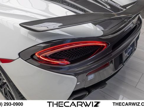 Used 2016 McLaren 570S Coupe RWD image 23