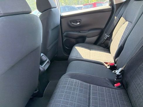 Used 2025 Honda HR-V LX image 11