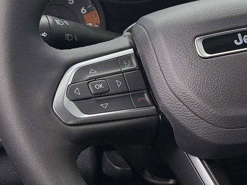 New 2026 Jeep Compass Limited image 30