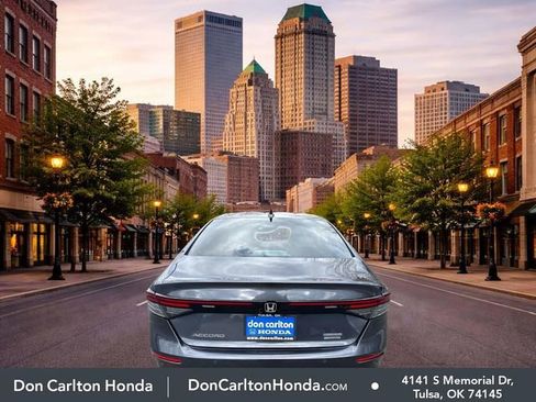 Used 2024 Honda Accord Touring image 5