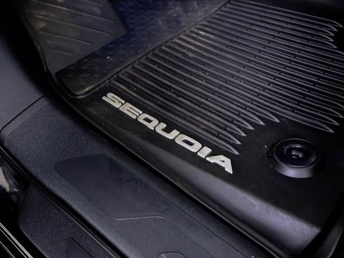 Used 2024 Toyota Sequoia Limited w/ Tow Technology Package image 15