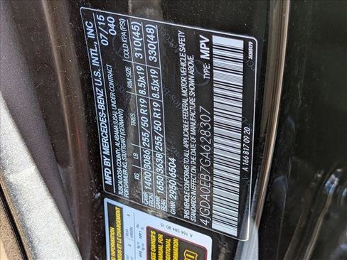 Used 2016 Mercedes-Benz GLE 300d 4MATIC image 28