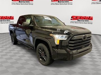 New 2025 Toyota Tundra SR5 w/ SR5 Premium Package