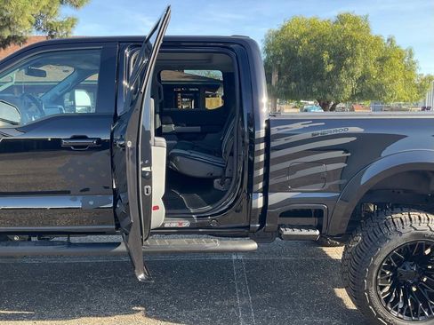 New 2025 Ford F250 XLT w/ Black Appearance Package AWD/4WD image 29