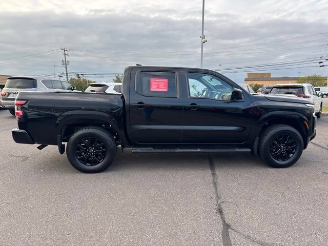 Certified 2023 Nissan Frontier SV w/ Midnight Edition Package AWD/4WD image 5