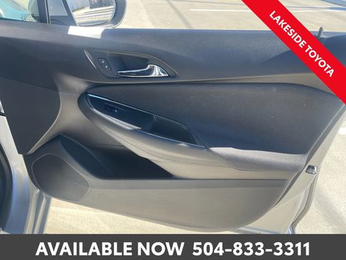 Used 2017 Chevrolet Cruze LS image 18