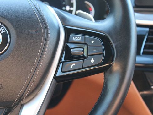 Used 2017 BMW 530i xDrive 530i xDrive AWD 4dr Sedan image 44