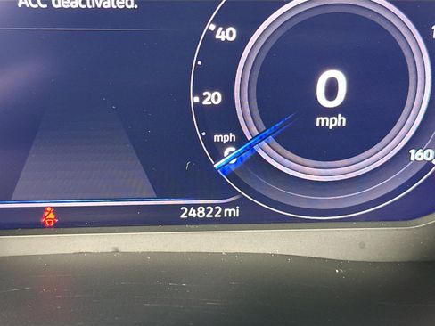 Used 2023 Volkswagen Atlas SE image 12