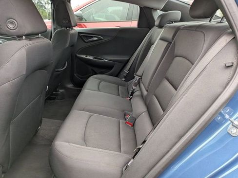 Used 2025 Chevrolet Malibu LT image 13