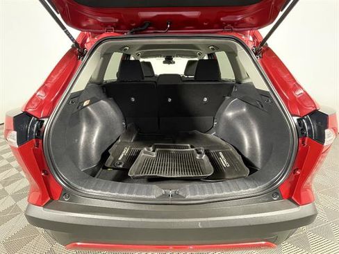 Certified 2022 Toyota Corolla Cross LE image 22