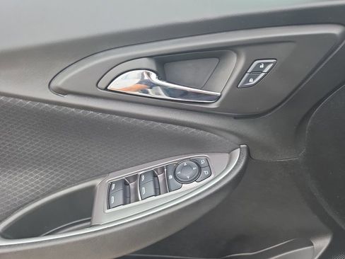 Used 2025 Chevrolet Malibu LT FWD image 16